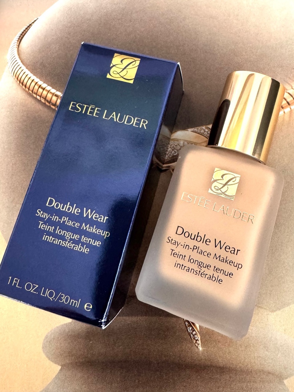 Estee Lauder Double Wear Stay-In-Place Makeup Foundation, Original Formula 1W2